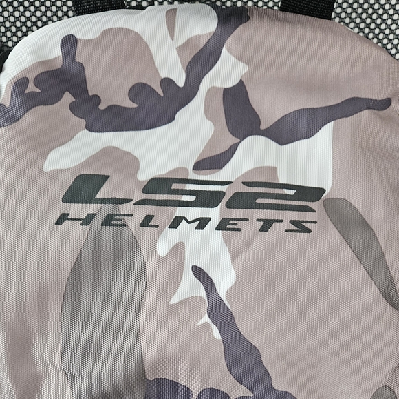 LS2 Helmet Backpack - Picture 2 of 5